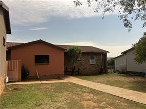 Spacious 3-Bedroom Family Home in a Prime Location