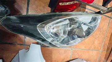 Ford Figo headlight