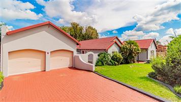 House For Sale in Brackendowns