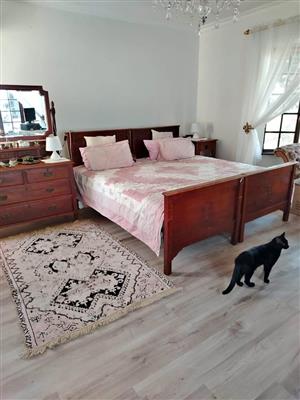 Pair of vintage single beds