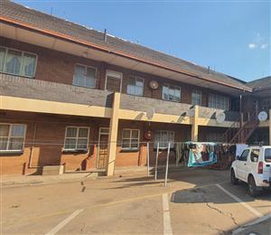 Cozy 1 bedroom, 1 bathroom flat.