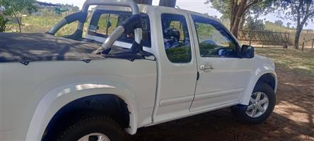 ISUZU K B 300  3LT DIESEL