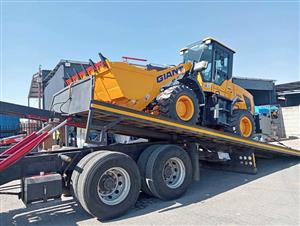 FRONT END LOADER