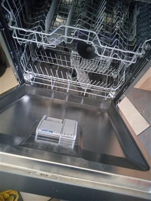 Dish washing machine still new