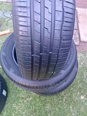 4x As New Hankook SUV 18