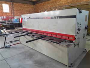 Durma 6 x 3100 guillotine for sale