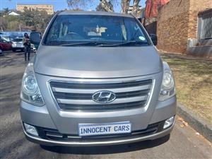 2016 HYUNDAI H1 BUS 2.5 DIESEL ENGINE, AUTOMATIC, GREY COLORSPARE KEY