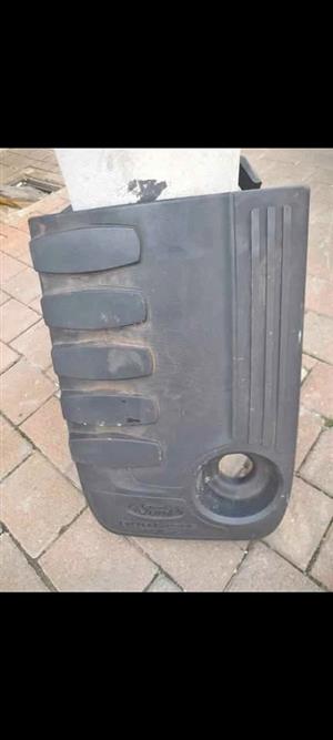 Plastic cover for the engine Ford Ranger 2.2