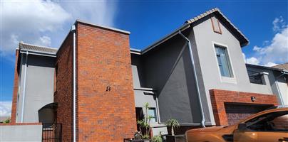 Townhouse Rental Monthly in Meyersdal