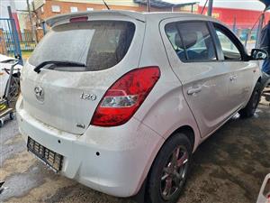 2013 Hyundai i20 1.6 STRIPPING FOR SPARE PARTS 