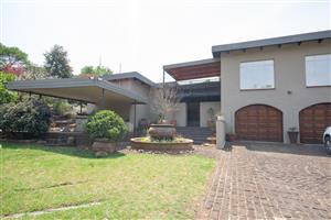 Elegant Family Living in the Heart of Heidelberg Central