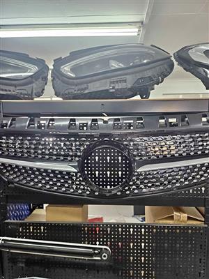 Diamond Grille Mercedes W176