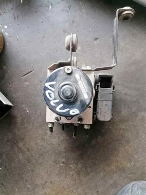 Volvo s40 Abs pump