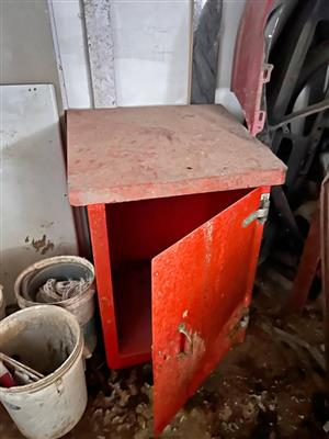 Steel lock box / site toolbox — Clearance, Mayfair