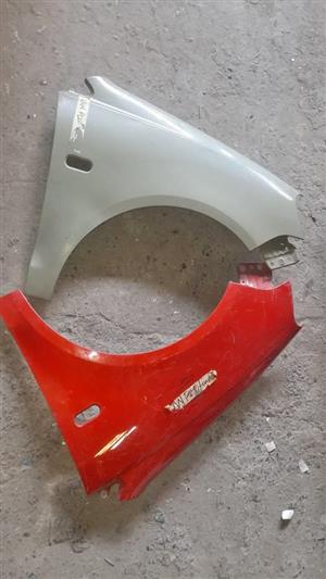 Polo vivo 2010 - 2012 fender