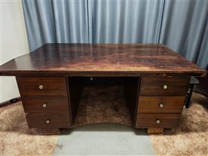 Solid wooden desk