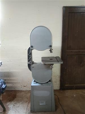 Band-Saw secondhand in good working order