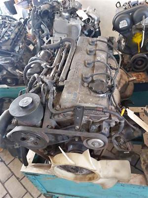 NISSAN NP300 KA24 16V ENGINE FOR SALE CONTACT 
