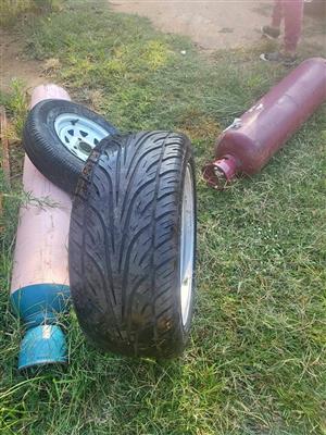 Brand new tyre 255/45/18