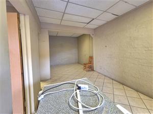 3 Room Office To-Let in Dalview.