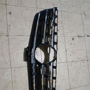 Mercedes-Benz ml350 grill 