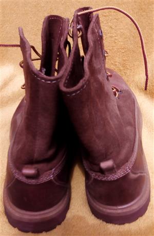 Original Timberland Leather Boot (Size 6) 