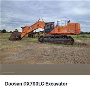 Doosan DX700LC Excavator for sale