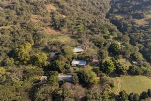 Smallholding Lifestyle just minutes to Westown