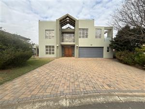 Cutting-Edge Energy-Saving Home in Ebotse Golf & Country Estate