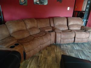 4 Seater Brown Lounge suite with 2 Consoles 