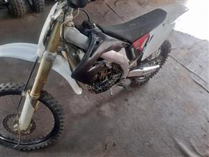 Crf450 stripping for spares