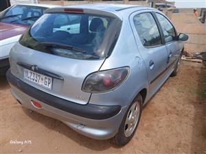 Peugeot 206 2002 model - non runner 