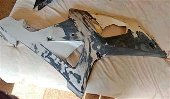 Suzuki  gsxr1000 k1 parts