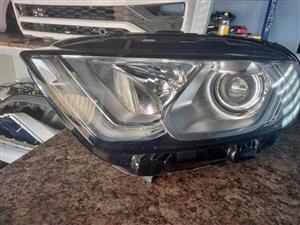 2018 Ford exosport  left headlight for sale