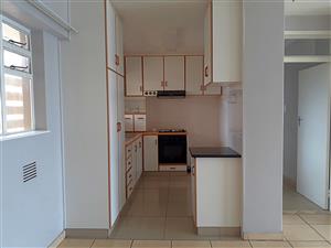 2 Bedroom Apartment For Sale in Amanzimtoti