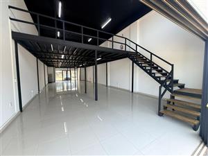 Upmarket Office or Showroom in Ballito Central!