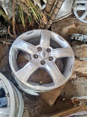 Mahindra suv mags size 17 aset