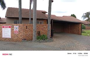 Townhouse For Sale in Pomona