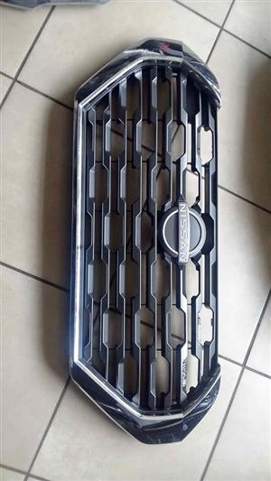 NISSAN MAGNATE GRILL