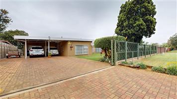 Spacious 4-Bedroom Family Home with Flatlet and  Excellent Security in Parkrand
