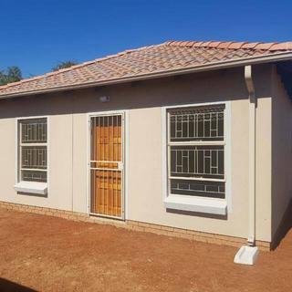 2 Bedroom House For Sale in Mahube Valley, Pretoria