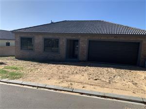 House For Sale in Albertinia