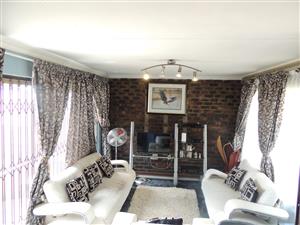 Charming Family Retreat with Entertainment Potential