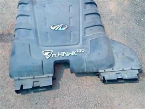 Mahindra xuv500 engine cover