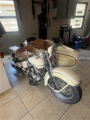 Harley Davidson vintage with sidecar 