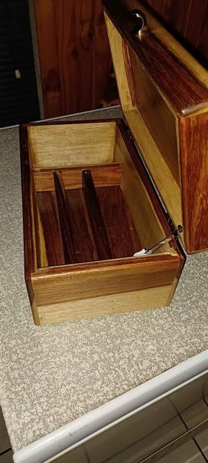 Kiaat Battle Box