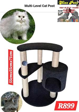 Multi-level cat scratching post