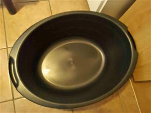 Brand new black 50 litre basin for sale