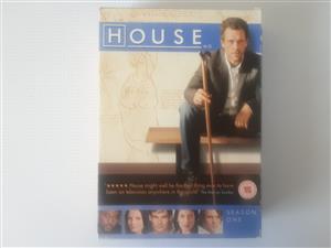 House M.D. TV Series. Complete  Season 1 .