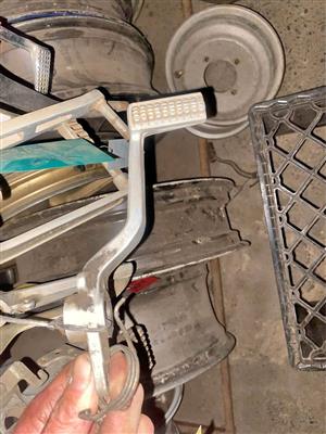 Hyosung GT 650 brake pedal